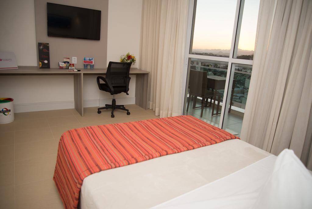 Ramada By Wyndham Macae Hotel & Suites Eksteriør billede